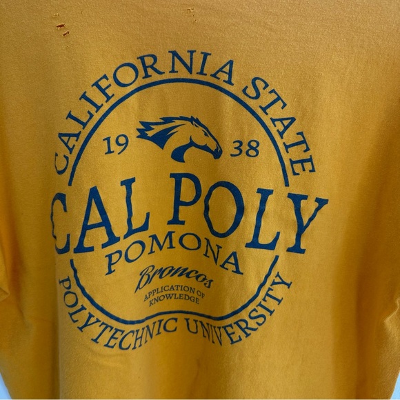 Cal Poly Pomona off the shoulder Tee - Picture 2 of 6